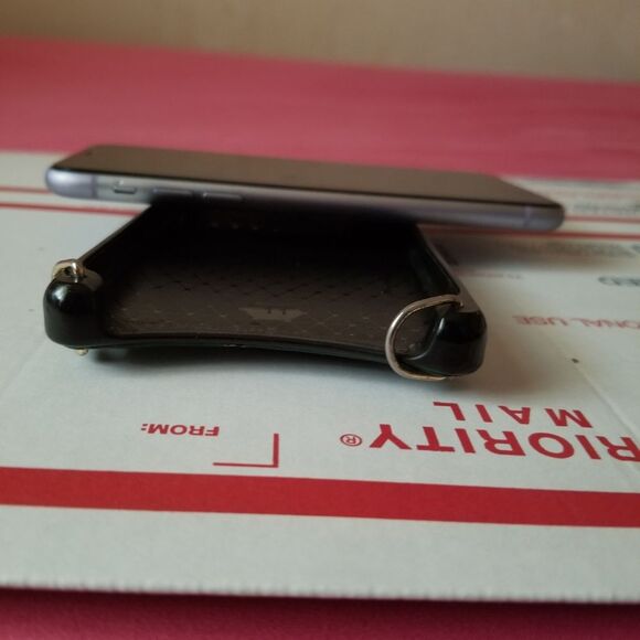 Apple iPhone 11 (Tmobile) - Picture 6 of 14